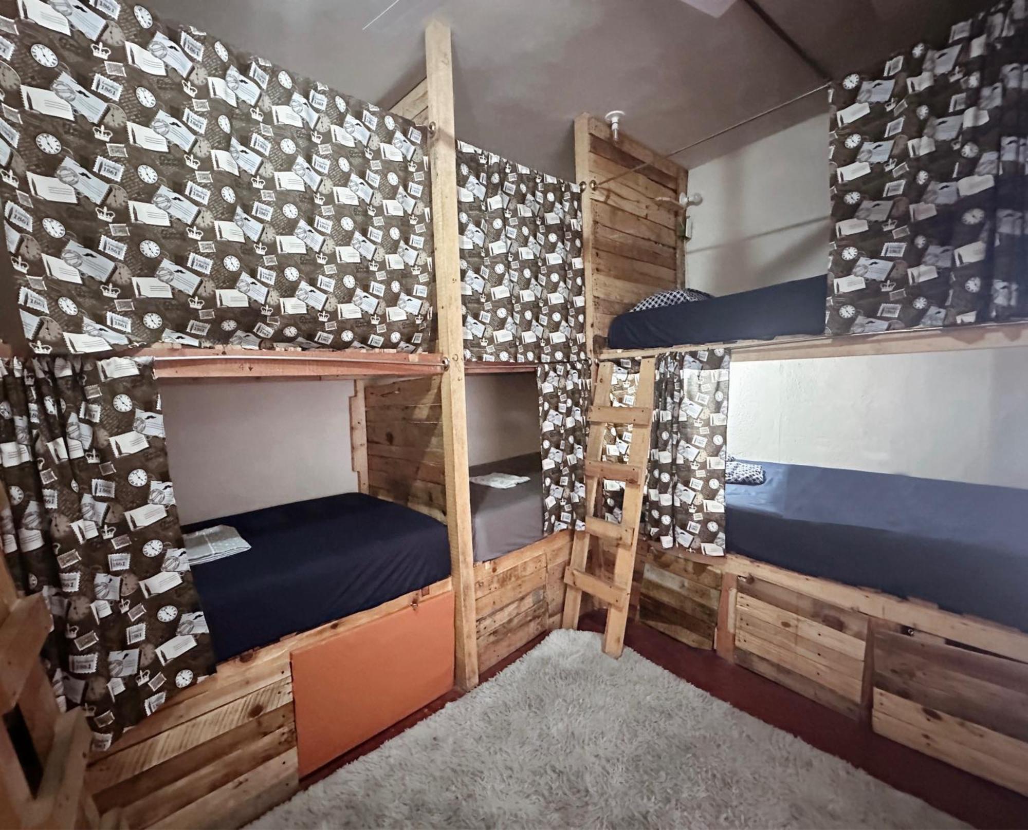 Sunset Hostel - Centro - لاباز المظهر الخارجي الصورة